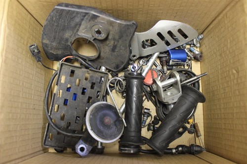 Suzuki gsxr 600 fixings - suzuki,